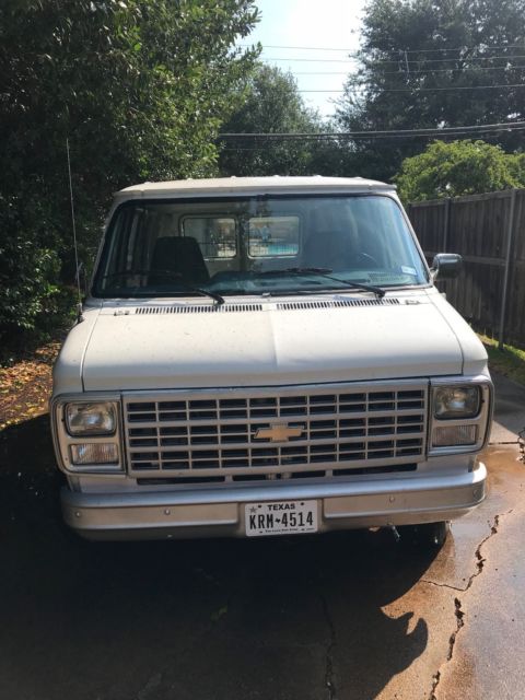 1988 chevrolet van g20