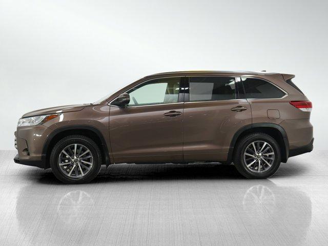 2017 toyota highlander xle