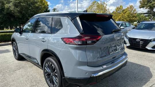 2024 Nissan Rogue platinum