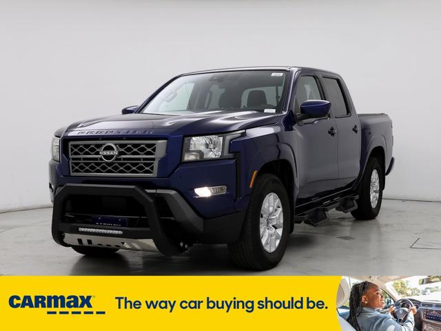 2022 nissan frontier sv