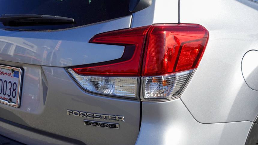 2021 subaru forester touring