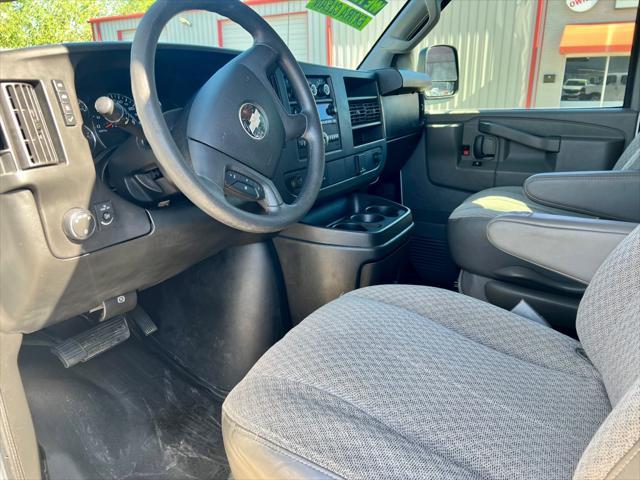 2017 chevrolet express 2500 work van