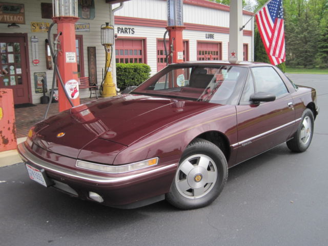 1989 buick reatta, 3.8ll v-6, 173hp, auto, fwd, leather, one-owner, clean carfax