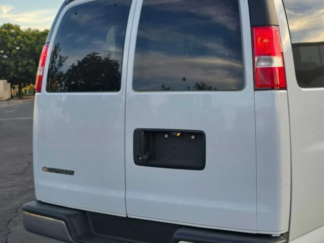 2020 chevrolet express 3500 rwd 3500 extended wheelbase lt