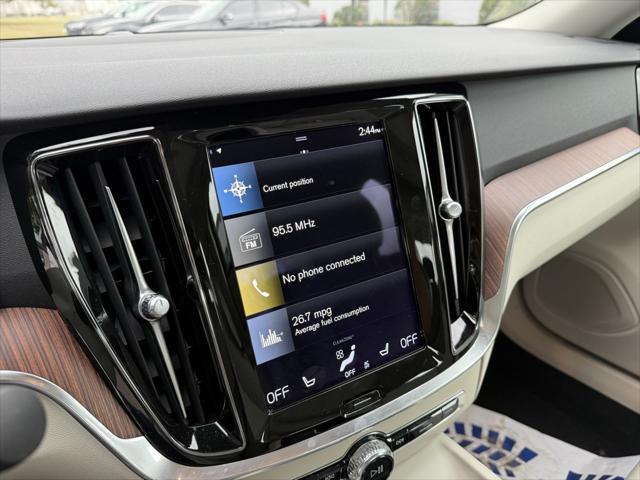 2022 volvo s60 t5 momentum