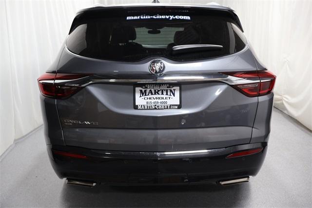 2021 buick enclave essence