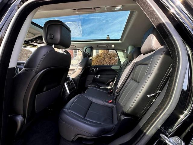 2018 land rover range rover sport se