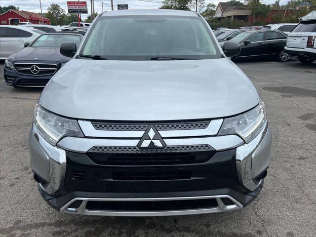 2020 mitsubishi outlander es