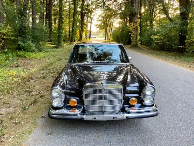1973 mercedes-benz 280 se sedan green rwd automatic 4.5