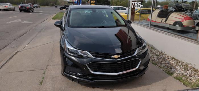 used 2017 chevrolet cruze lt sedan junction city, ks 66441 for sale in grandview plaza, kansas