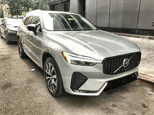 2024 volvo xc60 b5 plus dark theme