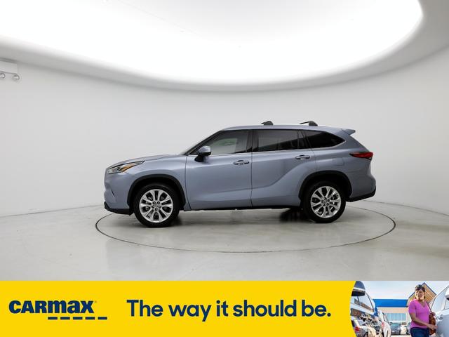 2022 toyota highlander limited