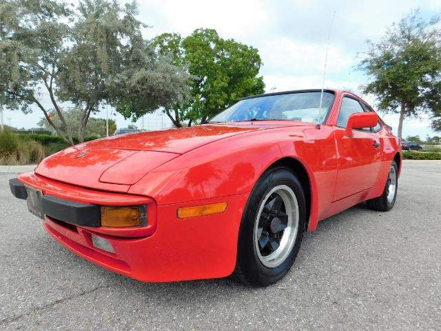 1983 porsche 944 very good conditions drives great