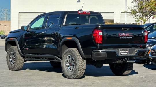 2024 GMC Canyon