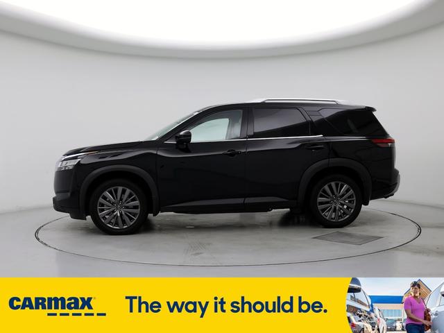 2023 nissan pathfinder sl