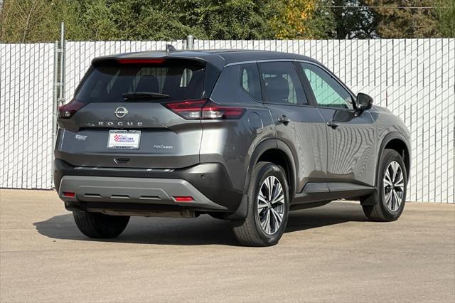 2022 nissan rogue sv