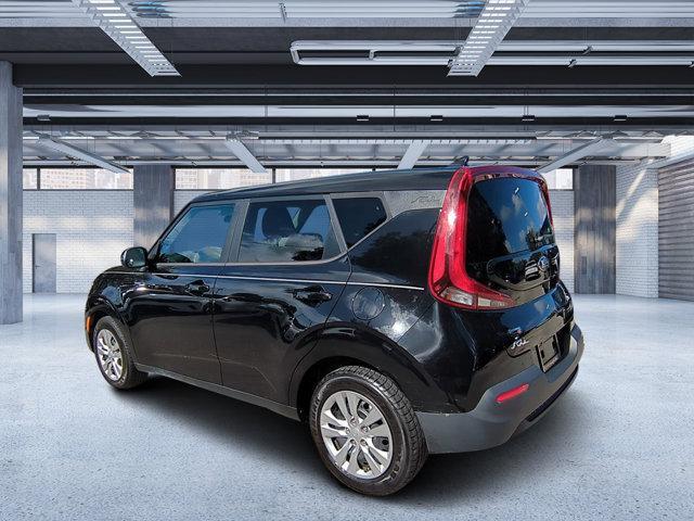 2021 kia soul lx