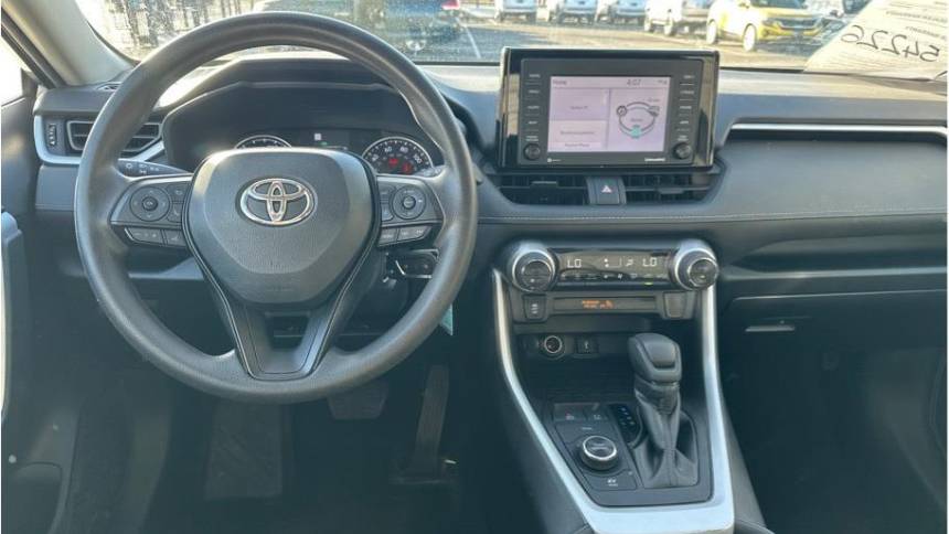 2022 toyota rav4 hybrid le