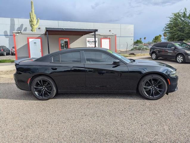 2018 dodge charger sxt
