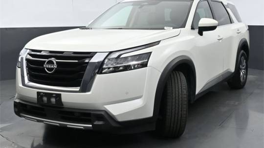 2023 nissan pathfinder sl