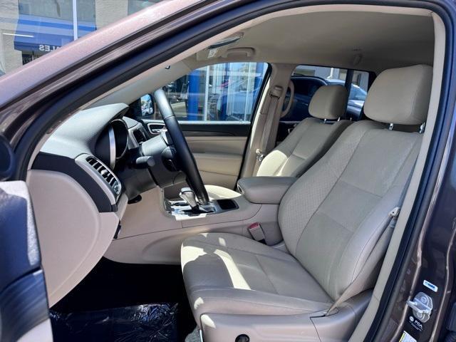 2021 jeep grand cherokee laredo e