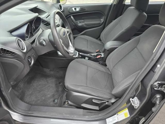 2015 ford fiesta se