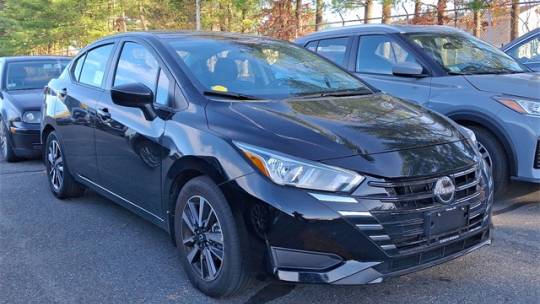 2024 nissan versa sv