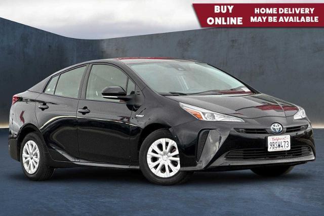 2022 toyota prius l