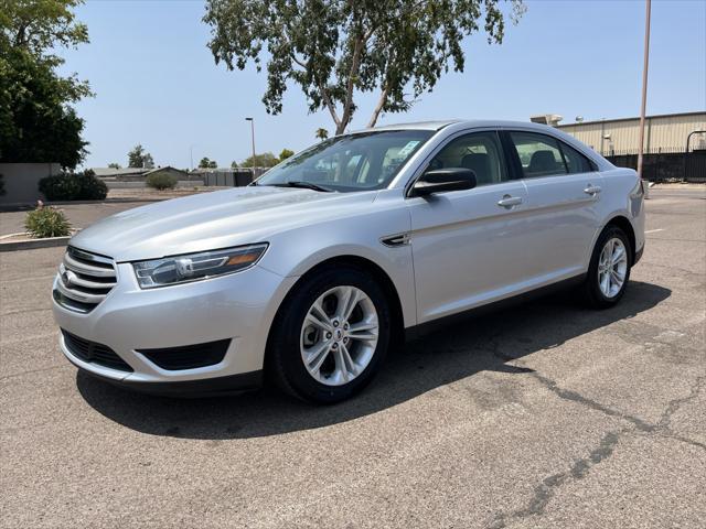 2016 ford taurus se