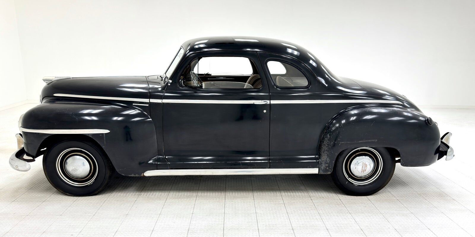1947 plymouth p15-c special deluxe business coupe