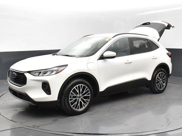2023 ford escape base
