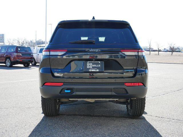 2022 jeep grand cherokee 4xe trailhawk