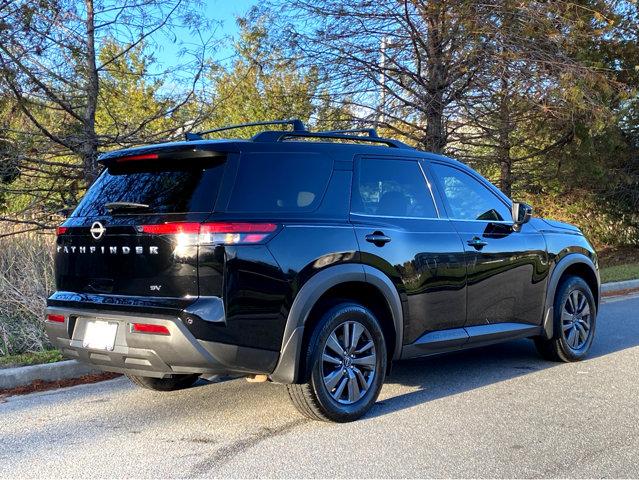 2023 nissan pathfinder sv
