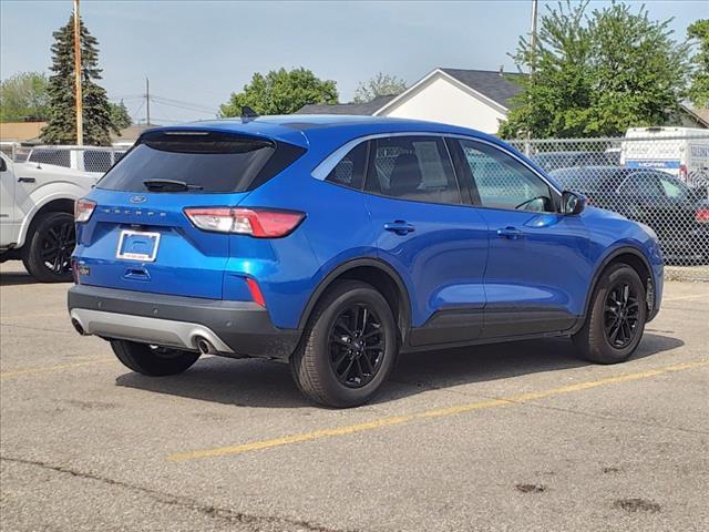 2021 ford escape se