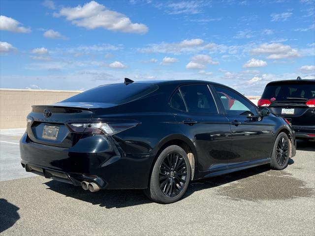 2021 toyota camry se