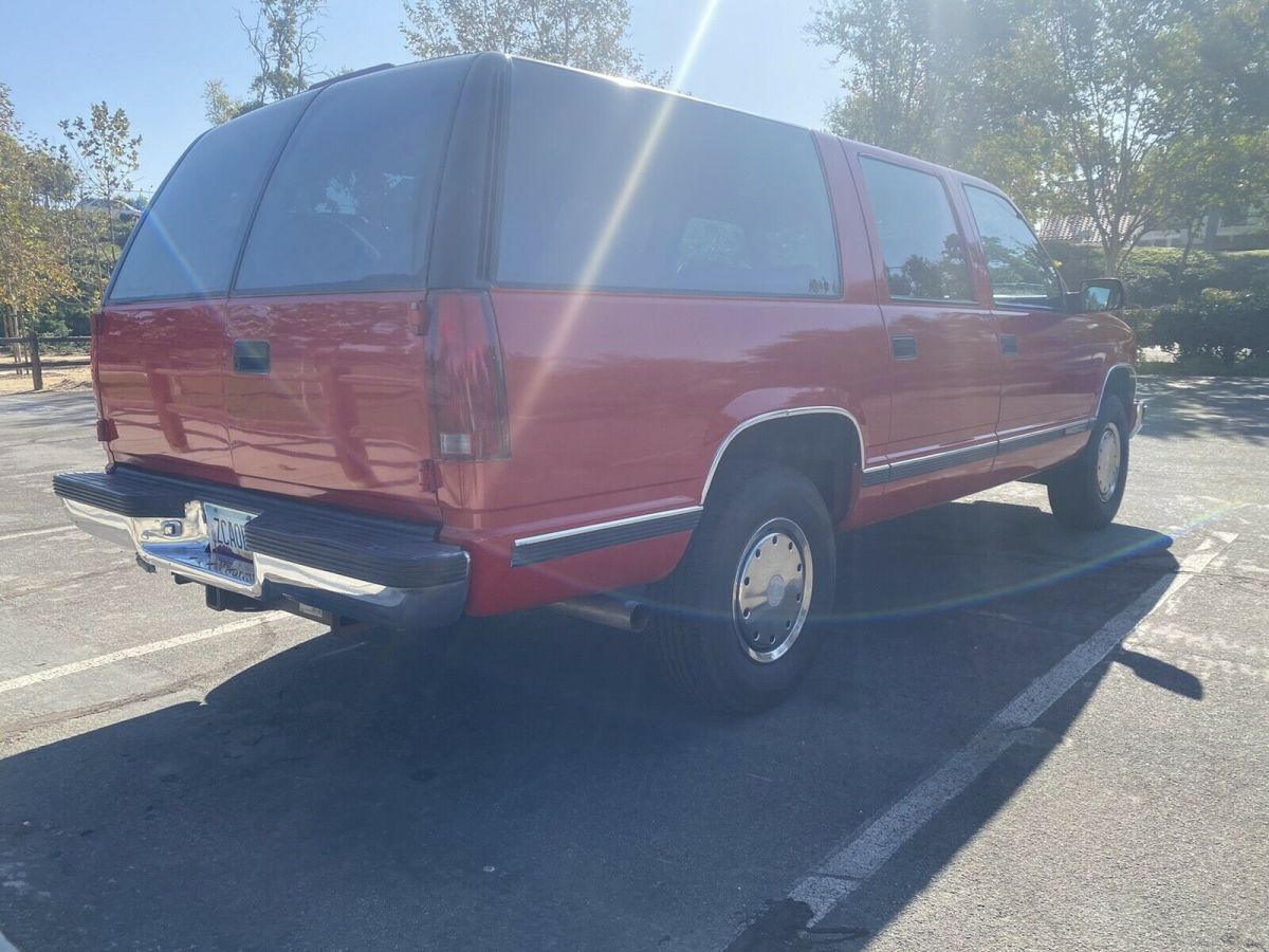1994 gmc c2500 suburban suv red rwd automatic c2500