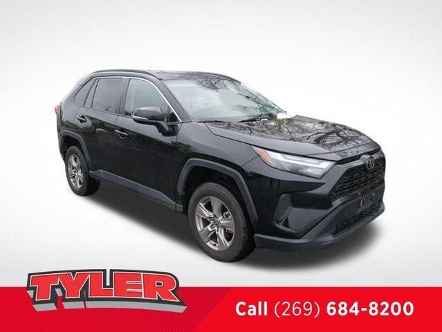 2022 toyota rav4 xle