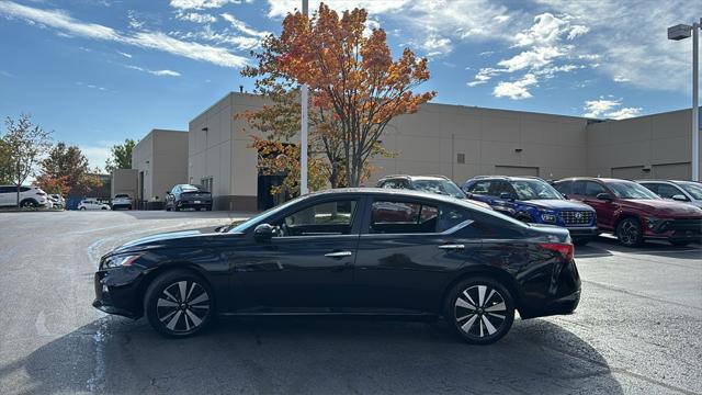 2022 nissan altima 2.5 sv