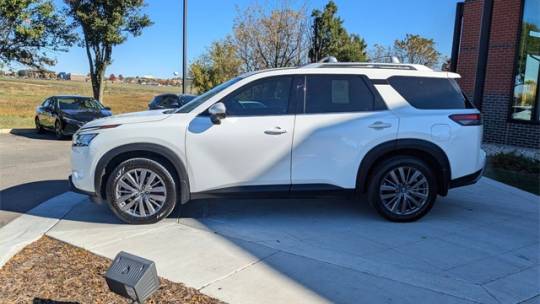 2022 Nissan Pathfinder