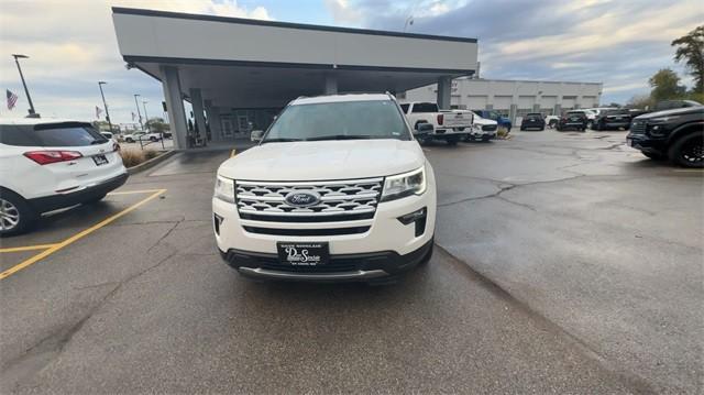 2018 ford explorer xlt