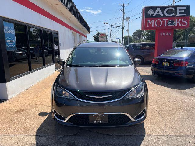 2018 chrysler pacifica touring-l