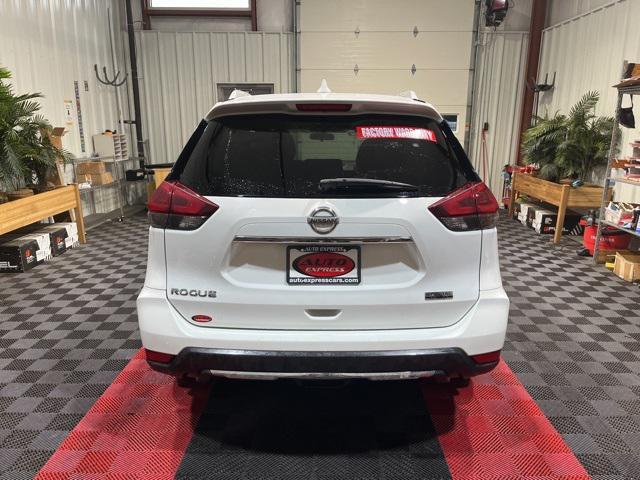 2020 nissan rogue s