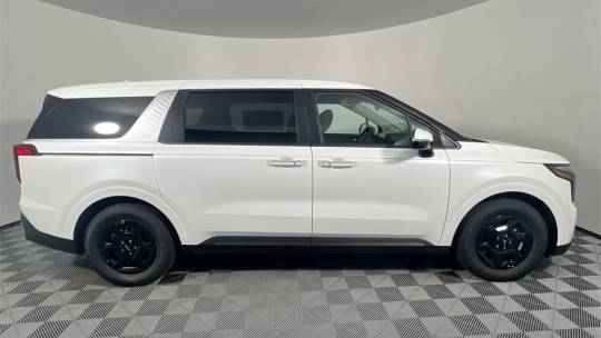 2025 Kia Carnival