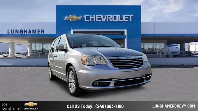 2013 chrysler town & country touring-l