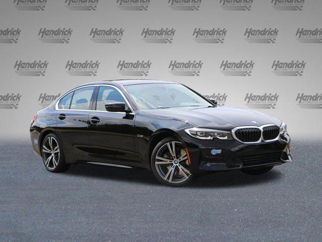 2022 bmw 330e base