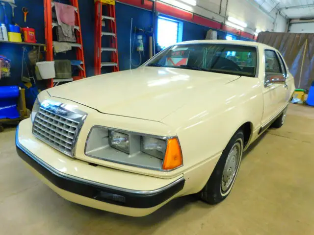 1983 ford thunderbird t1281014