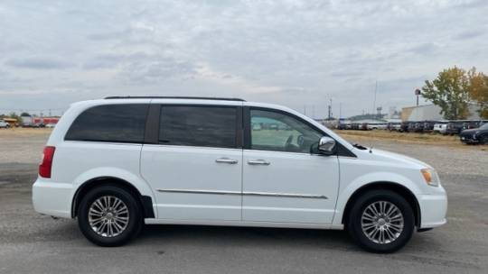 2013 Chrysler Town & Country