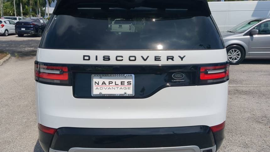 2020 land rover discovery landmark edition
