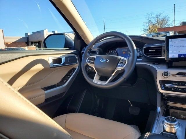 2023 ford explorer xlt
