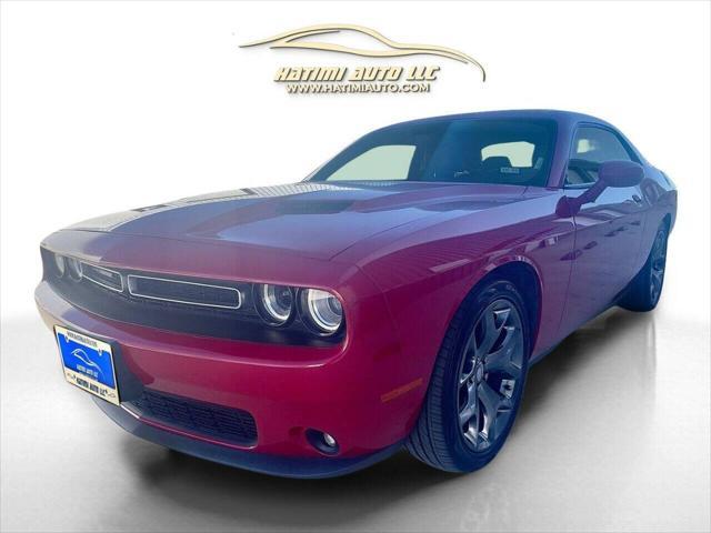 2016 dodge challenger sxt